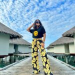 Aishwarya Sharma Bhatt Instagram - Dil bole #maldives 🏝️🐚🏖️🌊 @travelwithjourneylabel @velassarumaldives #VelassaruMaldives #LuxuryUndressed #SmallLuxuryHotels #JourneyLabel #TravelWithJourneyLabel #YouAreSpecial #ThinkHolidayThinkJourneyLabel #LuxuryHoliday #maldives VELASSARU MALDIVES