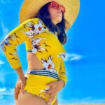 Aishwarya Sharma Bhatt Instagram - Tropic Like it’s HOT 🏝️🌊👙 Wearing: @fxmlondonofficial PR: @dinky_nirh #aishwaryasharma #maldives #honeymoon #paradise #tropicalwear #ootd #