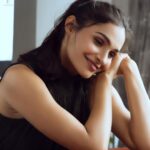 Andrea Jeremiah Instagram - Happy Pongal 🌿 Happy Sunday ☀️ Happy Me 🌻 📸 @prachuprashanth MUH @prakatwork @motwanikiara