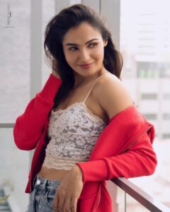 Andrea Jeremiah Instagram - Last post of #2022 🎈🎈🎈 

📸 @prachuprashanth 
MUH @prakatwork @motwanikiara