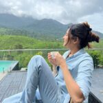Ashrita Shetty Instagram - Heaven ☕️🏔️💟