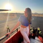 Asmita Sood Instagram - Soaring in sunsets 🌅 #flights #sunsets #goldenhour #justme #traveldiaries