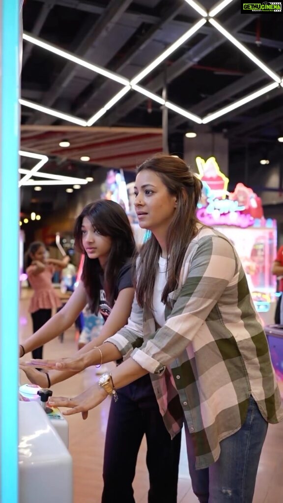Barkha Bisht Sengupta Instagram - This was so much fun and a great way to bond with your child !! Go for gold and experience incredible amount of fun and adventure! 🌟 . Become a Timezone Gold member , and unlock countless benefits. With a 10% game play discount, amazing savings on birthday parties, and exclusive perks, get ready to embark on thrilling journeys and create unforgettable memories. . Get your hands on the Gold Card today and let the golden adventures begin! ✨ . #TimezoneGoldCard #UnforgettableAdventures