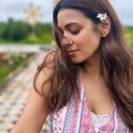 Barkha Bisht Sengupta Instagram - When life gives you flowers … wear them with grace 🌸 #flowerstory #instagood #instagram