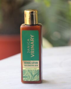 Bhanushree Mehra Instagram - Indulge in this luxurious sandalwood & honey nourishing body lotion by @janicaherbals that helps to moisturise and hydrate the skin, making it soft and smooth. Additionally it has a relaxing and calming scent which can help to reduce stress and overall well being. 

Shop here - https://janicaherbals.com/
.
.
.
.
.
.
#sandalwood #bodylotion #skinnourishment #janicaherbals