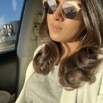 Catherine Tresa Instagram - Good hair day + golden hour = Happy Holidays!🌻 #thattimeoftheyear #happyholidays #chillmodeon #mebeingme Rixos Premium Dubai JBR