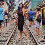Chandini Tamilarasan Instagram - The happiness you feel after a joyous holiday is a reminder of the abundance of blessings in your life. Gratitude magnifies that happiness . Relaxed and Rejuvenated 😍 #chandinitamilarasan #chandini #vietnam #hoian #hanoi #hochiminh #danang #banahills #beach #halongbay #halongbayvietnam #postcard #holidays #holiday2023 #vacation #gratitude Vietnam
