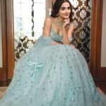 Debattama Saha Instagram - I feel my Disney Addiction with my Hardwork ✨️ 🪄 💫 💎 🤍 🩵 👸🏻 . 👗- @neerusindia 📸 - @anirbandas1622 @amit_dey_photography . . . . . #disney #princess #cindrella #indian #ethnicwear #traditional #wedding #instagood #instafashion #instalike #instagramers #instagram