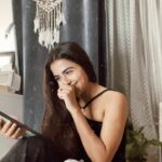 Debattama Saha Instagram - Okay after long but here it is. Also ignore the bg noise 👩🏻‍🦱 ✨🩶💗🪻🎤🎙️🎵🎶 #samsmith . . . . . . #instareels #instamusic #music #staywithme #cover #song #samsmith