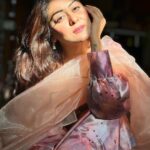 Falaq Naaz Instagram - 🌸🌸🌸 . . . #picoftheday #falaqnaaz