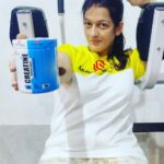 Falguni Rajani Instagram - Workouts are my happy hour😋 #workout #strengthtraining #gym #supplementstore #stayfit #sportsnutrition