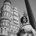 Fatima Sana Shaikh Instagram - फिल्मों को कामयाब बनाने और सितारे पैदा करने के लिए हमें सितारा-शनास निगाहों की ज़रूरत है। - सआदत हसन मंटो . Shot by - @tarunchouhan_ph 🌸 . Outfit - @raw_mango 💐