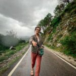 Fatima Sana Shaikh Instagram - That’s what my morning walks in the mountains looked like :) Picking flowers mostly :p Also, the jacket and the beautiful shirt is by @sharlho Dharamshala, Himachal Pradesh..