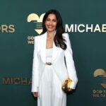 Freida Pinto Instagram - Couldn’t have asked for a more special birthday’s eve yesterday. I got to fly to New York to celebrate my dear friend @humaabedin with @michaelkors and Anna Wintour awarding Huma the @godslovenyc Golden Heart Award for Outstanding Leadership! Founded as a response to AIDS, the New York-based food and nutrition organization now serves people living with more than 200 different diagnoses. They’ve been cooking and delivering custom meals to individuals living with severe and chronic illnesses since 1985. I got an opportunity to learn about how this organization has not only been tackling food scarcity but also applying intelligent food science to the meals they provide. As we get closer and closer to all the wonderful holidays ahead of us starting with Diwali next week I feel so lucky to be able to share delicious and nourishing foods and sweet treats with my family and community. May we always consider those that they may not be able to access this basic need the way we can and find ways to share a little of ours with them as well. New York, New York