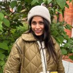Freida Pinto Instagram - Early summer evenings… London, United Kingdom