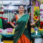 Gayathrie Instagram - @gayathrieshankar is our Presenter/Game Master in our upcoming video being made specially for Singapore’s ongoing Tamil Language Festival 2023 - Cosmic’s small dedication for தமிழ்♥️ Gayathrie Shankar is in the list of the fastest growing Tamil actresses in South Indian Cine circuit. Her notable works are from path-changing movies such as “NADUVULE KONJAM PAKKATHAI KAANOM”, “SUPER DELUXE” and “VIKRAM” amidst many!