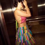 Isha Talwar Instagram - Rangeeli Bijlee says “Talk to the 🖐️”… ! Promotion day 2 for Saas bahu aur 🦩 Shot by @yugammonga Make-up @nikitashak Hair @hairmovesartistry Stylist @sobia93 Skirt @shopdrawn Jewellery @the.olio.stories #circusoflife🌈