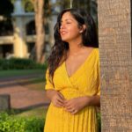 Ishita Dutta Instagram - #sunkissed 💛 Wearing @howwhenwearclothing