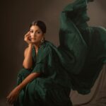 Ishita Dutta Instagram - ❤️❤️❤️ Styled by: @styleitupbyaashna Shot by: @deepak_das_photography Saree: @kalkifashion Jewellery: @maxplus_jewels Hair & Makeup: @makeoverbysejalthakkar @celebsmakeupbysejal