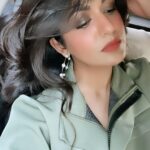 Ishita Dutta Instagram - Good hair days… ❤️ Outfit: @martyco.in Jewellery: @blingthingstore Stylist: @styledbynikinagda @icmentertainment @umesh_celebrity_manager