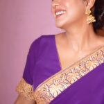 Ishita Dutta Instagram - 💜💜💜 Styled by: @styleitupbyaashna Outfit: @thewholenineyardsofficial Makeup: @meenalvidhani Hair: @makeupdiarybyrk Shot by: @arindamsikdar Edited by: @framesbymayur #purple #mommytobe #saree #styleitupbyaashna