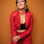 Ishita Dutta Instagram - Getting ready for Christmas 🎄 Styled by @natashaabothra Team @mausmi_mitra_ Outfit @ranbirmukherjeeofficial Earrings @misho_designs Ring @pc_jeweller Photographer @ashish_ojha_photography