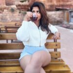 Iswarya Menon Instagram - Sipping on black tea infront of this picturesque view ☕️
