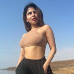 Iswarya Menon Instagram - Salty winds & messy hair 🤌🏼 . #deadsea #jordan