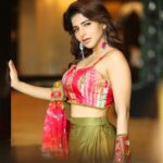 Iswarya Menon Instagram - Hi! Can I have your attention for 2 mins? 🥰 Ok now since I have got your attention, all I wanna say is I Love youuuuuu 💋 . Stylist- @saranya_raov 📷- @ganeshpeddireddy Outfit: @capisvirleo Styling assistant- @_anok_ok