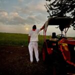 Jackie Shroff Instagram - Farming .... A Bliss...😇 #MaharashtraKrishiDivas 🌾🍂💚 86 Banyan Tree