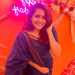 Jacqueline Fernandas Instagram - Own your Own story 🌸🌸 #selflove #love #saree #chennaiponnu #happiness #yourlife #bts #sareelove