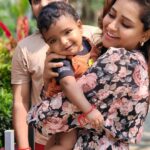 Jacqueline Fernandas Instagram - Arunjunae ♥️♥️♥️ @ianjaliprabhakaran @iprabhakaran_official #cute #cutemoments #bestfriendkids #love #happiness #mybabyboy