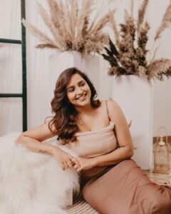 Jacqueline Fernandas Instagram - 🤎

Photography @priroo_ @wabi_sabi_photography_ 
Makeup @priyaprabu_artistry