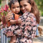 Jacqueline Fernandas Instagram - Arunjunae ♥️♥️♥️ @ianjaliprabhakaran @iprabhakaran_official #cute #cutemoments #bestfriendkids #love #happiness #mybabyboy