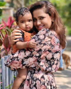 Jacqueline Fernandas Instagram - Arunjunae ♥️♥️♥️
@ianjaliprabhakaran @iprabhakaran_official 

#cute #cutemoments #bestfriendkids #love #happiness #mybabyboy