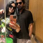 Kamya Punjabi Instagram - #mirrorselfies 🤩 #kasha #kamyapunjabi #shalabhdang