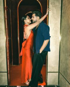 Karan Kundrra Instagram - happy birthday princess, i pray that you get everything your heart desires & that i can keep making you laugh along the way… i love you loads my laddoo 😘 you came into my complicated life and I realised everything is so simple.. mein tera tu meri bass aur kuch samajhne ki zaroorat nai..