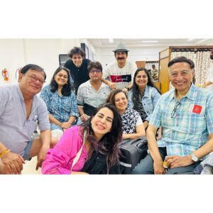Kirti Kulhari Instagram - #khichdimadness ❤️

@hatsoffproduction @jd_majethia @mua_anuradharaman @raksha.kumawat @teja.teja_ @imitrayan @instafalguni #aatishkapadia #supriyapathak #anangdesai #vandanapathak #rajiv #keith