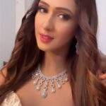 Krissann Barretto Instagram - New project ♥️🦋💫 Are you guys ready for Aisha ?! ☺️🥰♥️ #reelsindia #reelsinstagram #reels #reelitfeelit #instagood #instagram #insta #video #outfit #indian #indianwear #white #jewellery #show #tv