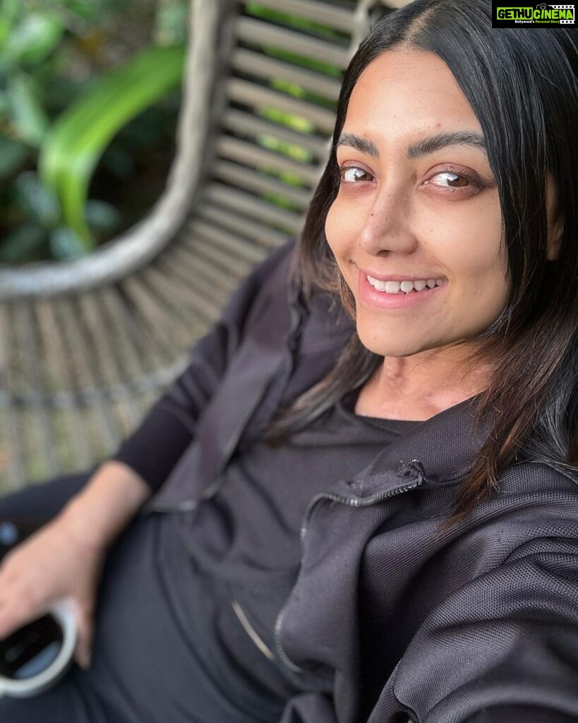 Mamta Mohandas Instagram - Dear ☀️ , I embrace you now like I have never before. So Spotted, I’m losing color… I rise even before you every morning, to see you glimmer your first ray through the haze. Give me all you’ve got.. for I will be indebted, here on out and forever by your grace. #color #autoimmunedisease #autoimmune #vitiligo #faceit #fightit #embrace #newjourney #sunday #spotlight #imperfection #nomakeup #nofilter #embracethejourney #healing #healyourself Niraamaya Retreats Samroha