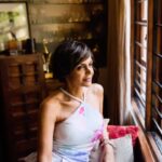 Mandira Bedi Instagram - #sundaymorning #lostandfound ❣️ . . @portraitsbybalvindersingh @vasudhagroverr