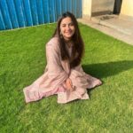 Meera Deosthale Instagram - Lounging around in this comfy cotton suit by @krishaclothing