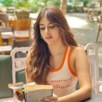 Miesha Saakshi Iyer Instagram - My weekend is book(ed) 🌴 @buddhacafeofficial ☕️ . Wearing @sugarcandyindia 🍊 Alibagh Beach