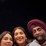 Nimrit Kaur Ahluwalia Instagram - flexin’ in @_huemn on a starry breezy night for mum’s beeday 🌙 🌠 Neemrana Fort Palace,Rajasthan