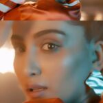 Nimrit Kaur Ahluwalia Instagram - Soniye Out Now 🔥 @tonykakkar @kamalkahlonmusic @poeticrabbitmusic 🐰 @runalib @yo24entertainment @adil_choreographer @alokarbindthakur @prathhmesh @prathmesh.chaukekar @aliza_shaikh_rimpy @ujwalgupta_dp @shakeandcut_post @amitkridey @ingrooves_india @_jimmyzdesigner_ @ubon_official @mann_ubon #featherfeetentertainment #tonykakkar #nimritahluwalia #kamalkahlon