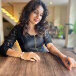 Paridhi Sharma Instagram - We think too much and feel too little.. #charliechaplin #letsfeelmore #thought #mindful #black #posing #simple #smile#actress