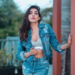 Parvatii Nair Instagram - Good day 🤗 Which one 🤘 @sathyaphotography3