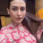 Pavitra Punia Instagram - मेरी यें अदा ॥ @adaakhann here is a song for you to make next reel 🎥 #pavitraapuniya #pavitrapunia #fashion #style #glam #reels #rain #goa throw me back there 🌧️🌊🏔️💝