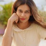 Payal Rohatgi Instagram - Sometimes u have to just stay silent as no words can explain how you feel 😊 #payalrohatgi #yogasehihoga #ladkihoonladsaktihoon