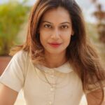 Payal Rohatgi Instagram - Sometimes u have to just stay silent as no words can explain how you feel 😊 #payalrohatgi #yogasehihoga #ladkihoonladsaktihoon